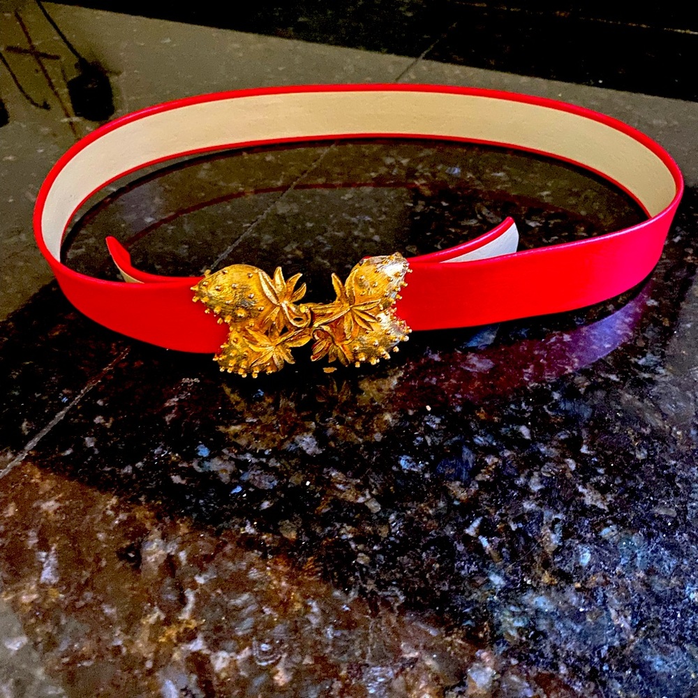 Classic belt with strawberry gold-toned buckle